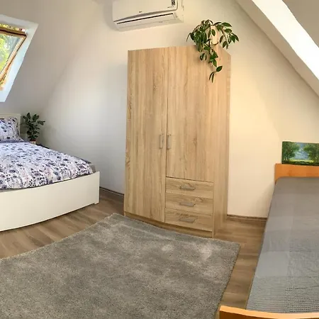 Kali Apartment Koveskal